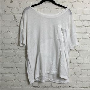 Old navy boyfriend t shirt